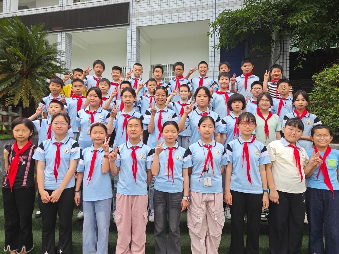 班级合照2.jpg